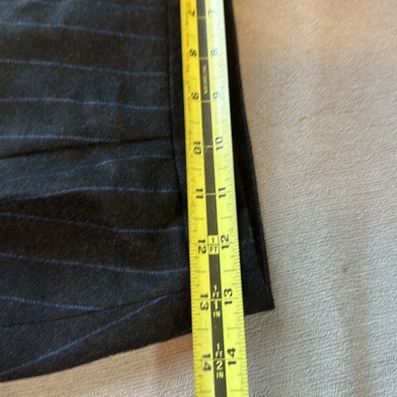 BURBERRY-Pencil Skirt- pinstripe -size 4 - Picture 7 of 10